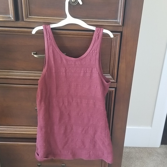 Tanktop - Picture 3 of 3